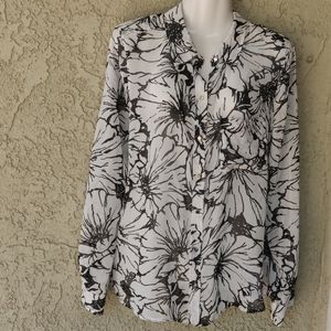 Liz Claiborne buttoned down chiffon blouse